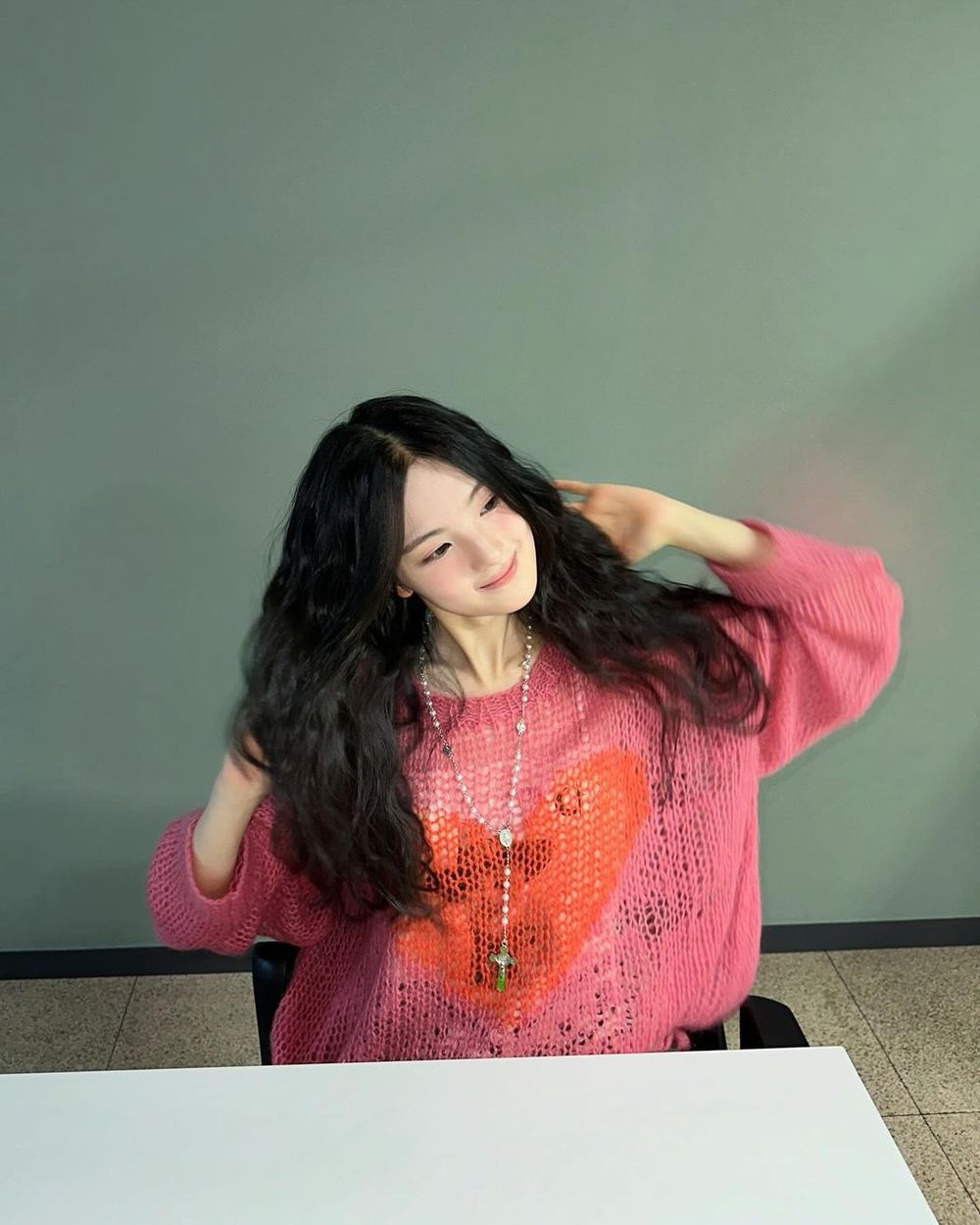 GYUBIN到底是誰？！精靈美貌被封小IU、韓國17歲「怪物新人」連IU本人都認證！-13