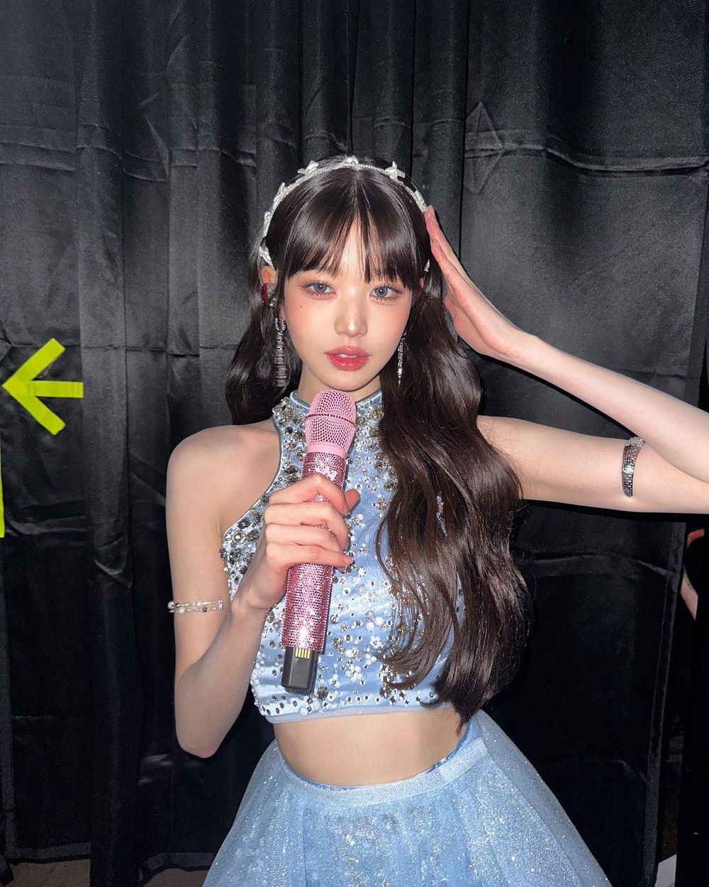 公認6位「女生最想要身材」女偶像！Karina、舒華瘦又有料，第一名根本人間芭比！-1