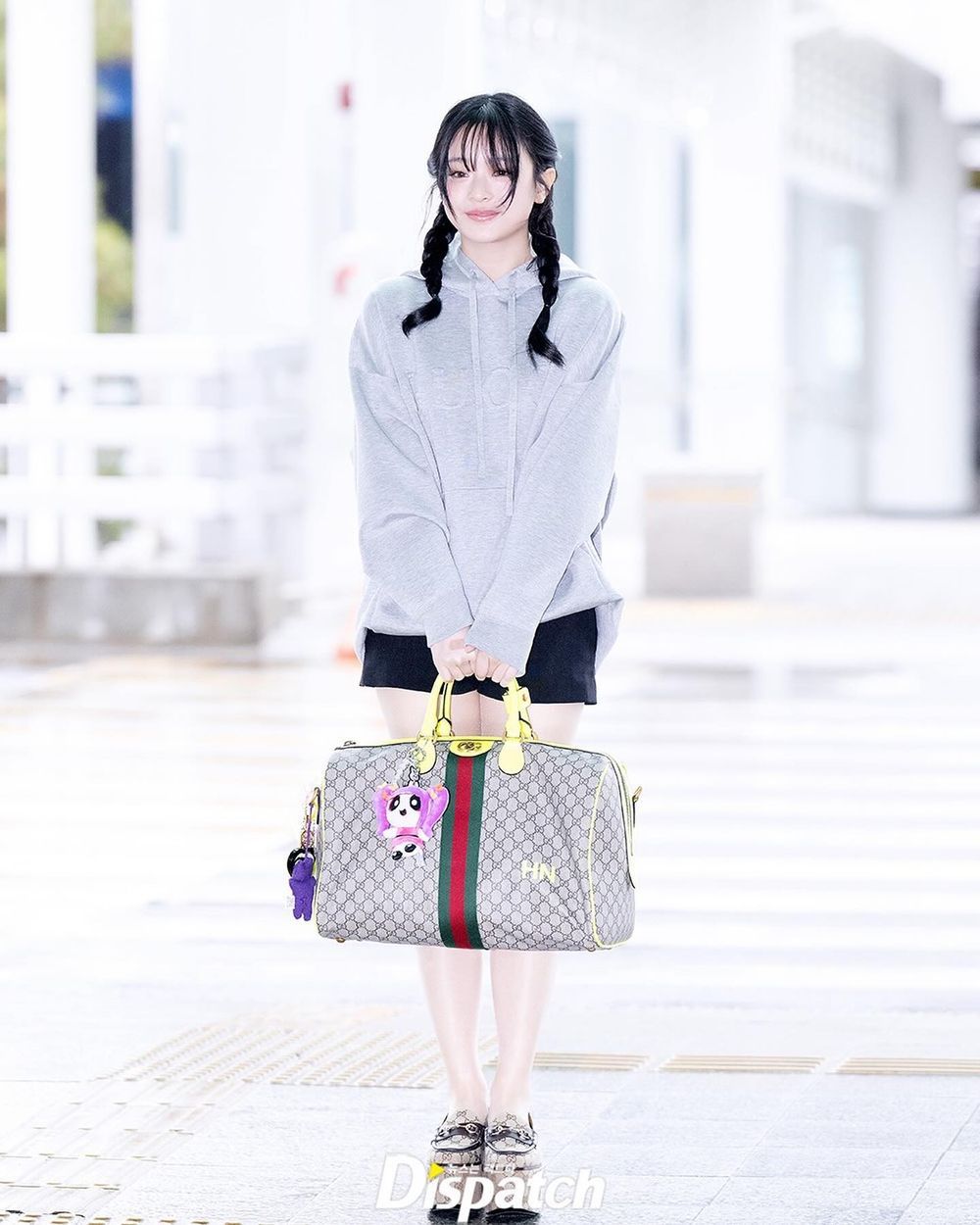 IU、Hanni機場都愛揹的GUCCI老花旅行包終於開賣了！低預算後揹包也超必買！-4