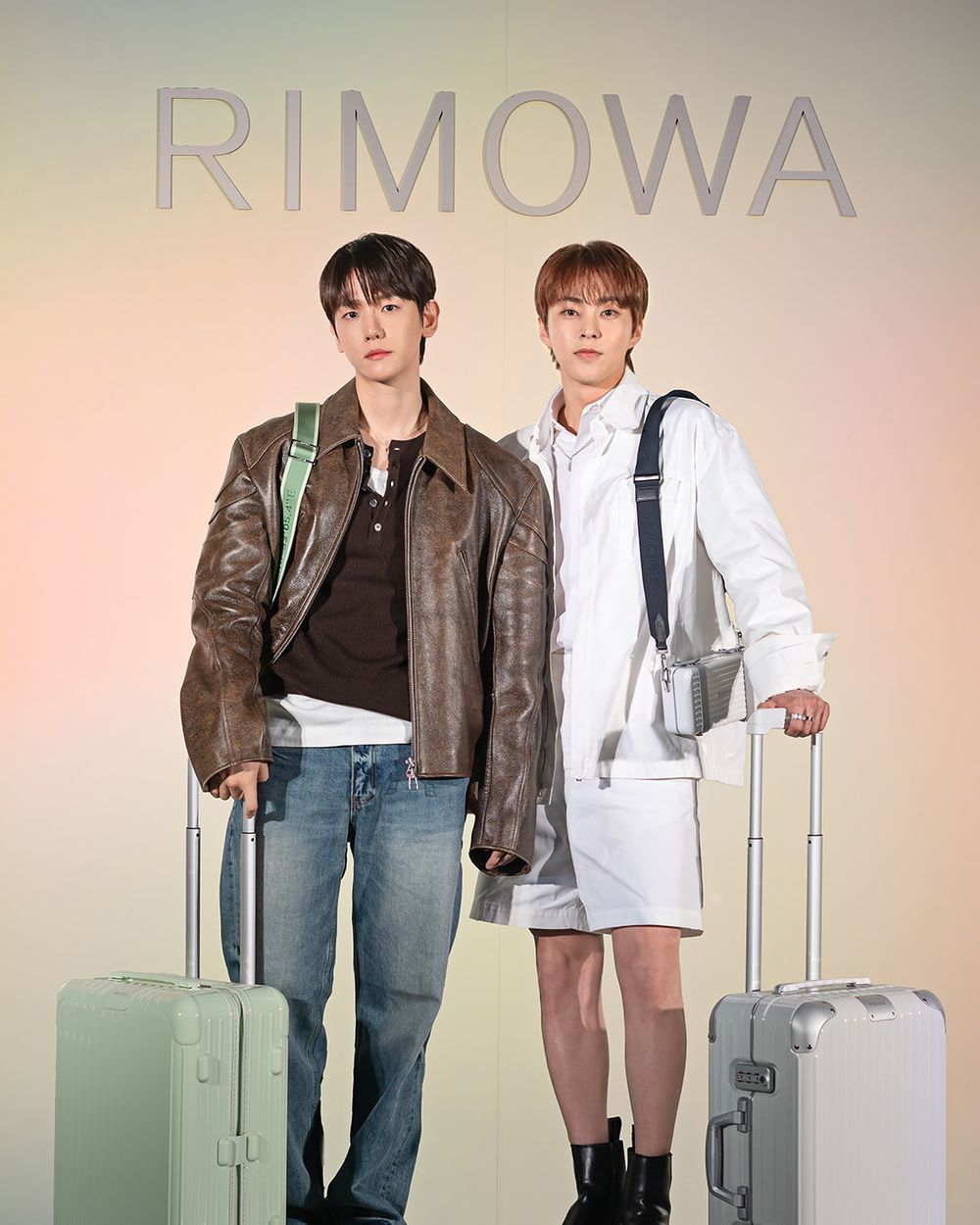 Rosé降臨RIMOWA「波浪金髮+大圓眼」根本洋娃娃！SEVENTEEN圓佑、崔勝哲電暈全網！-10