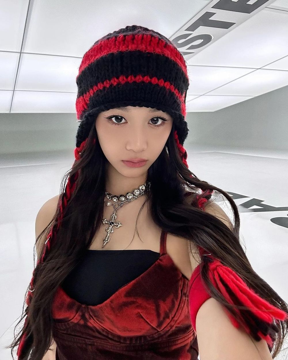 6位五代女團「AI神顏」代表！BABYMONSTER、ILLIT美到不科學！小員瑛是她？！-11