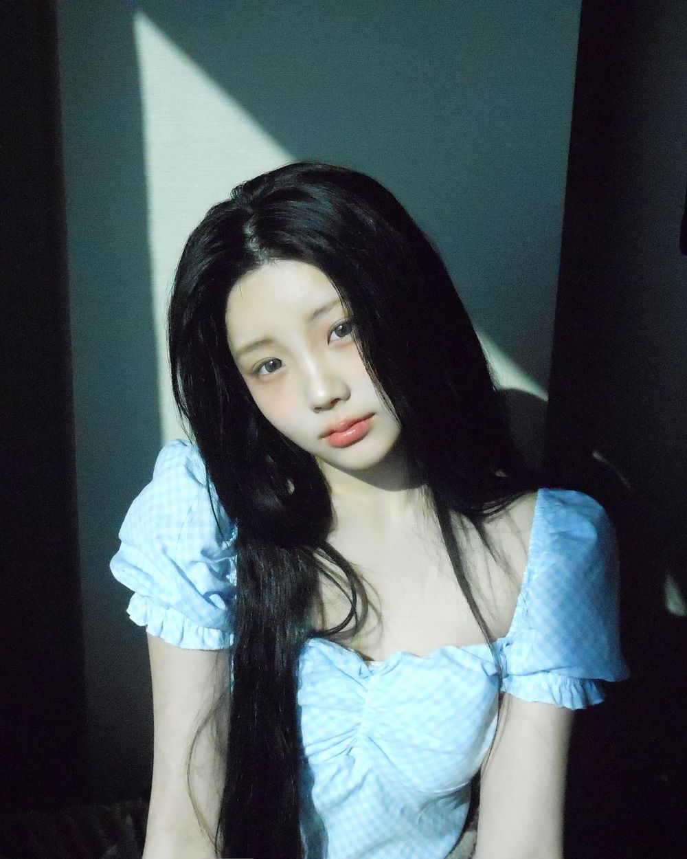 6位五代女團「AI神顏」代表！BABYMONSTER、ILLIT美到不科學！小員瑛是她？！-15