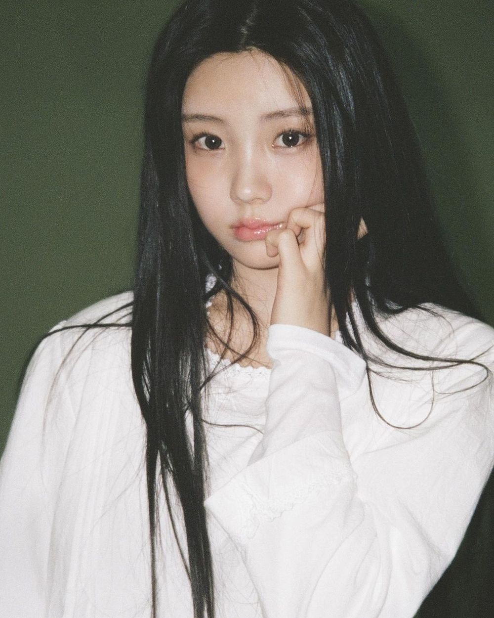 6位五代女團「AI神顏」代表！BABYMONSTER、ILLIT美到不科學！小員瑛是她？！-14