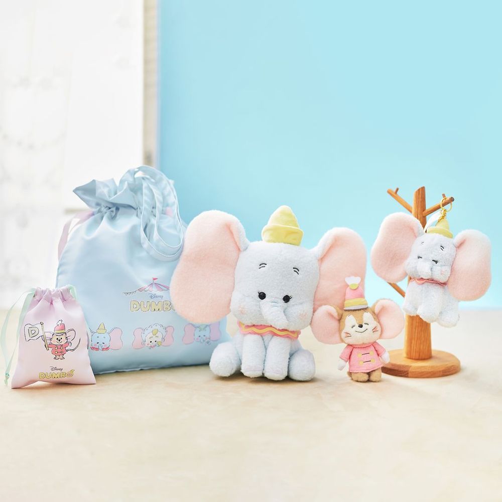 日本迪士尼開賣「小飛象絨毛玩偶、提姆側背包」！粉嫩配色萌翻、「這個」還沒上市就被搶爆-2