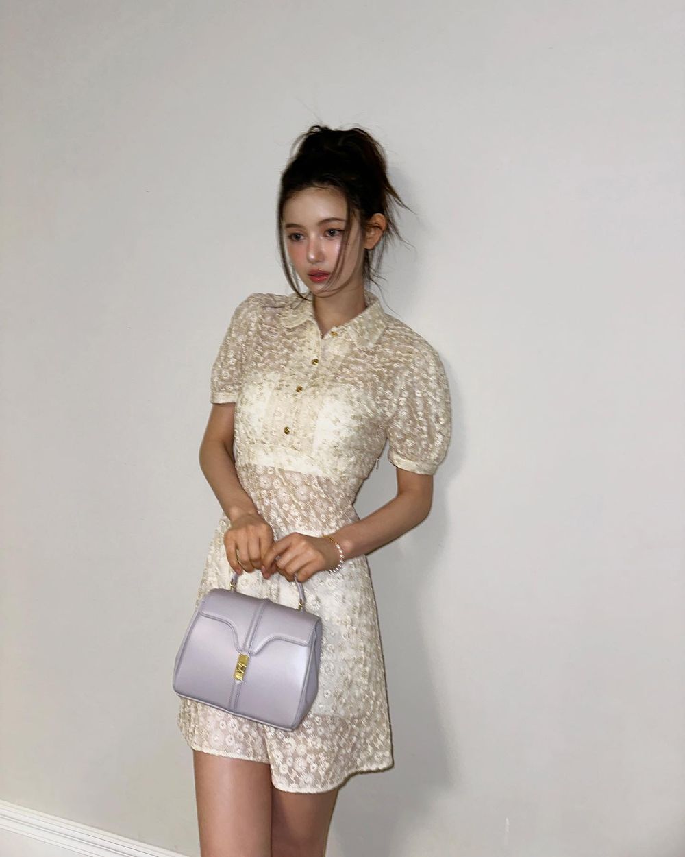 帶貨力不輸Lisa？NewJeans Danielle同款包賣爆、CELINE真的押對寶！-10