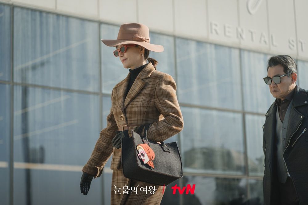 《淚之女王》家人團結復仇墨鏡全是GENTLE MONSTER的！金智媛、金秀賢同款萬元有找！-14