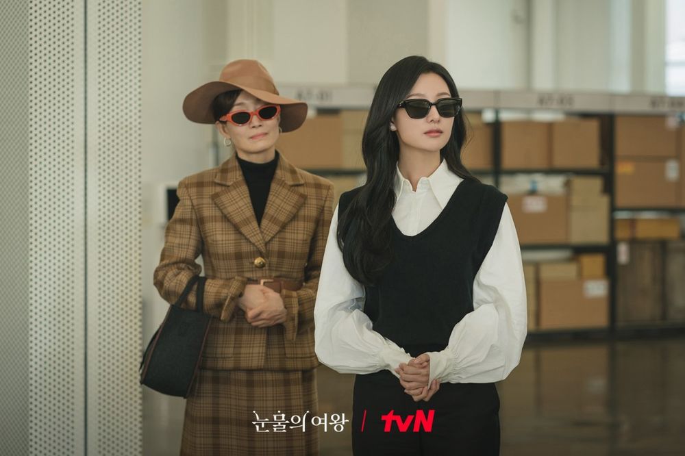 《淚之女王》家人團結復仇墨鏡全是GENTLE MONSTER的！金智媛、金秀賢同款萬元有找！-12