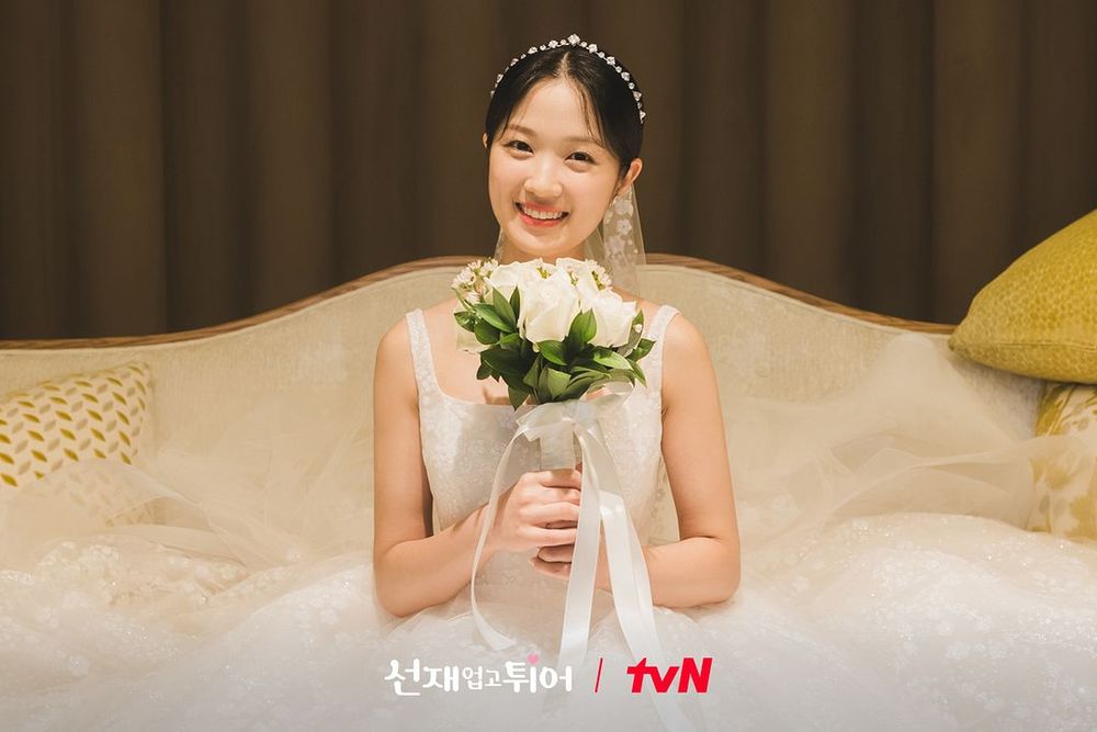最強韓劇CP婚紗照大比拚！《淚之女王》、《背著善宰跑》快被甜死～金惠奫美度不輸金智媛！-13