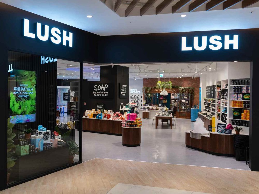 LUSH插旗台中LaLaport！全台獨家壽司轉盤、放鬆區域...，必逛亮點一次看！-2