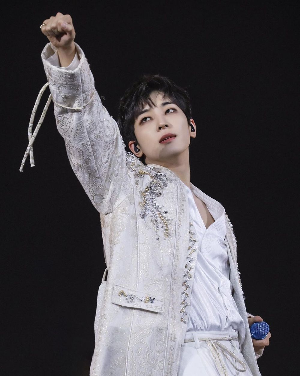 BTS Jin退伍了！6位「最適合穿軍裝制服」韓星盤點！車銀優、V金泰亨露半臉也帥瘋！-8