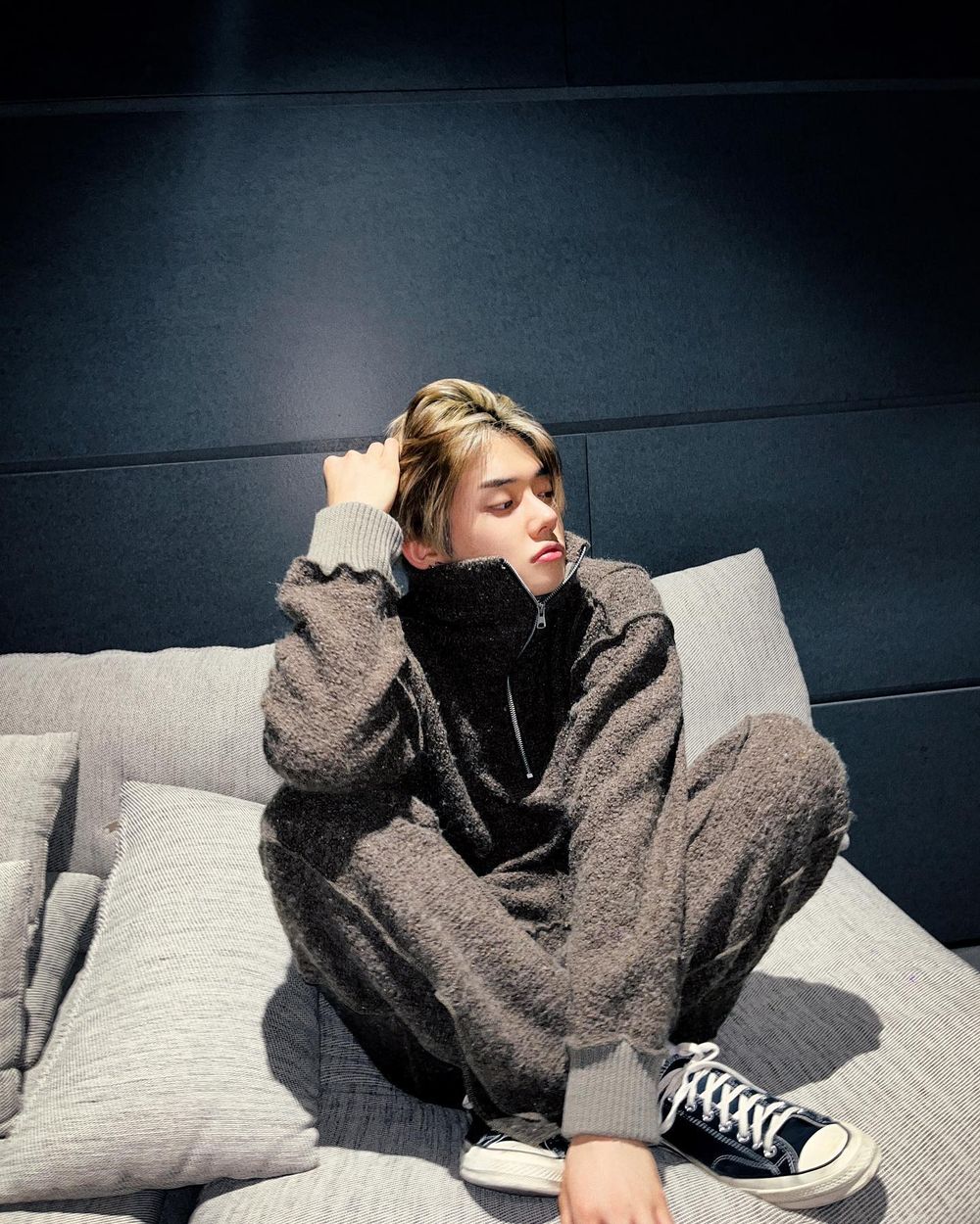最適合畫眼影男偶像盤點！SEVENTEEN全圓佑、Stray Kids Felix，上妝前後是天使魔鬼的切換、都太帥！-17