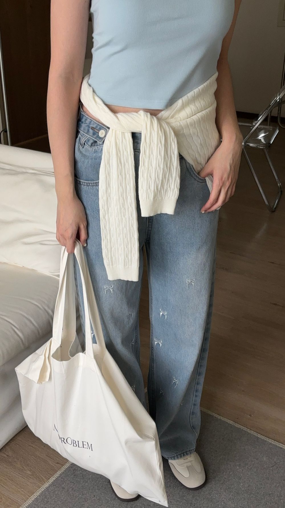 Jennie、張員瑛都愛上！4招不尷尬「蝴蝶結穿搭法」路上韓妞真的都這樣穿！-5