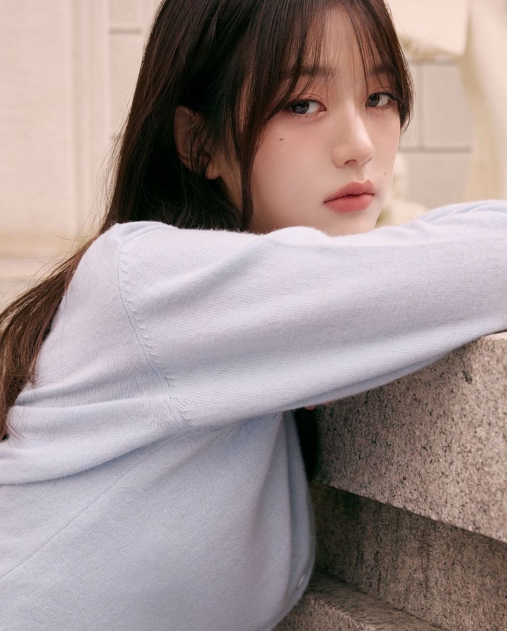 未成年身價近億？人間小富婆張員瑛代言盤點：不只MIU MIU、這些品牌也簽下她！-18
