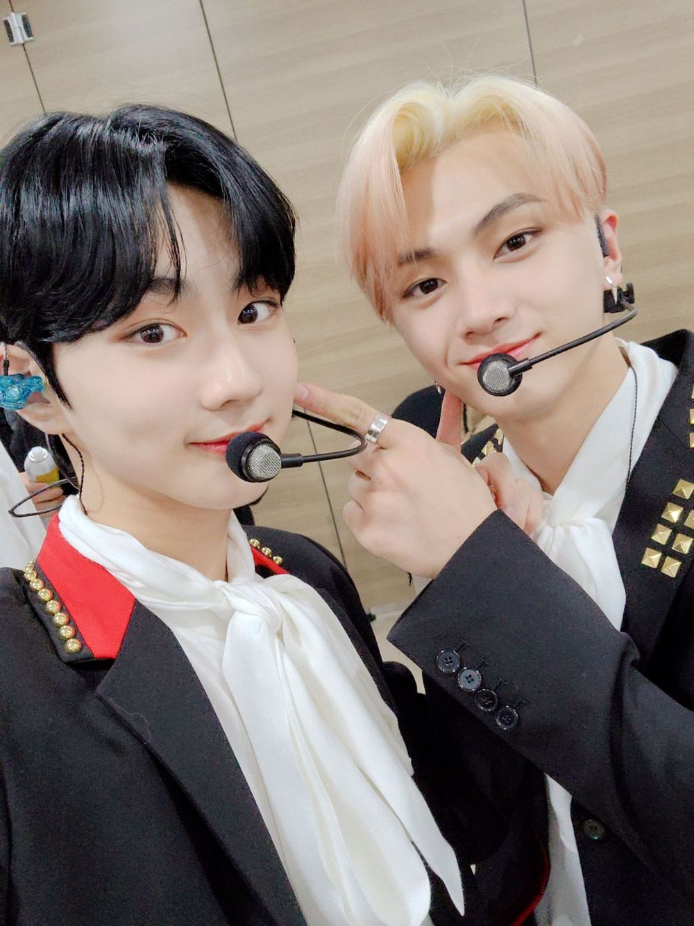 網票選「最有火花」韓團隊內組合TOP7！小娟&雨琦太愛吵架被稱「湯姆與傑利」，然竣&秀彬「哥哥Line」人氣超高-14