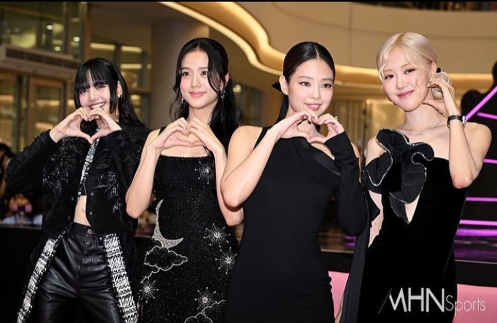BLACKPINK 8週年公開合體！現身《BORN PINK》發佈會，媒體鋪天蓋地湧現、人氣真的太狂！-21