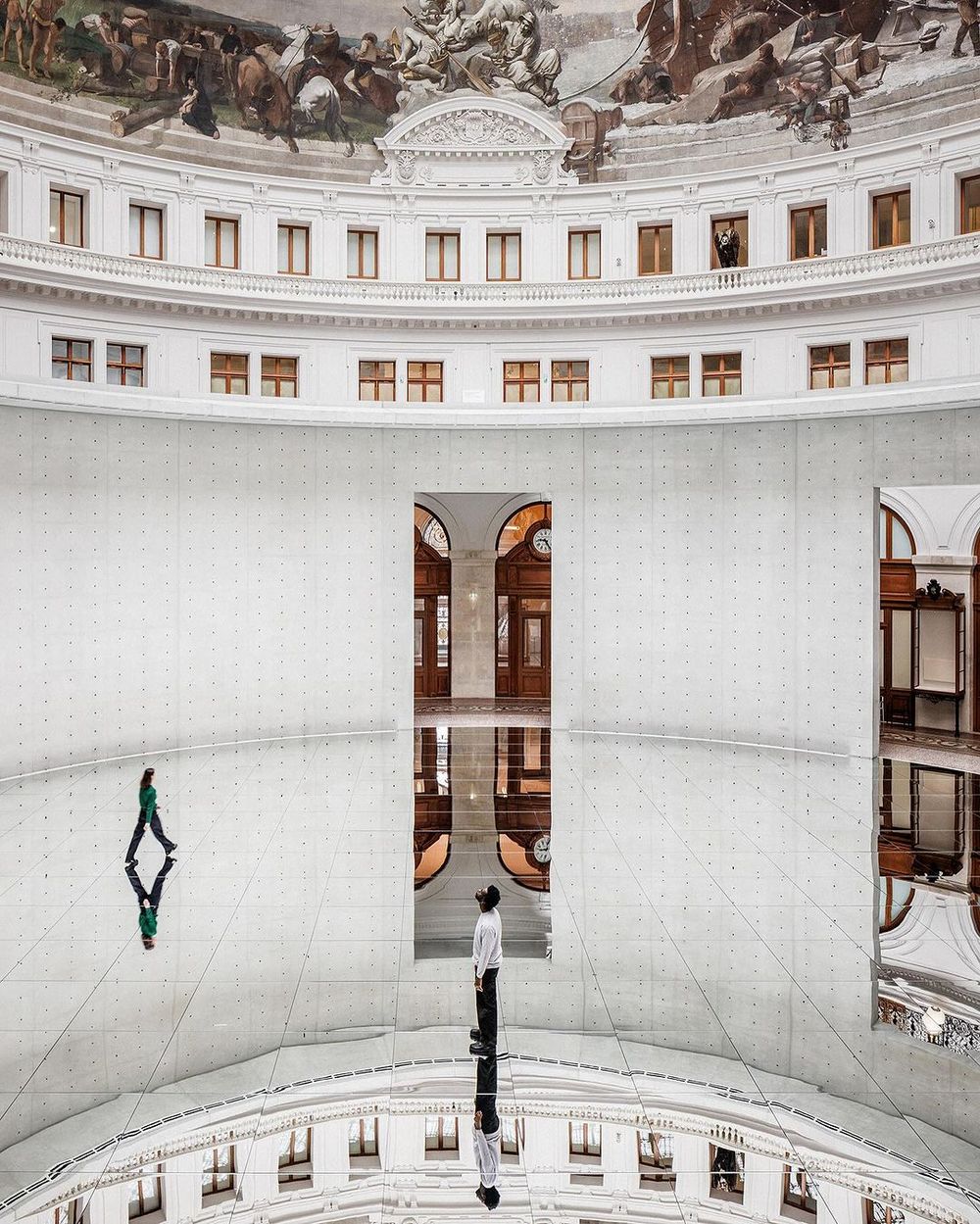 Lisa法國約會地點就在這！盤點巴黎必訪3大特色美術館、「這間」美到以為在童話世界！-2