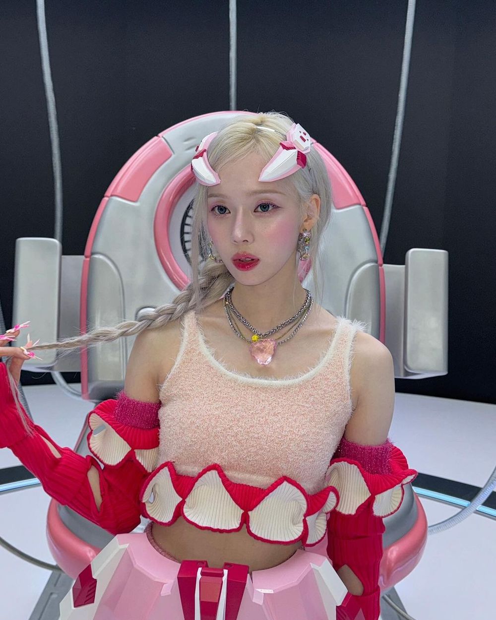 網公認6位「最適合穿粉紅色」的女偶像！張員瑛、Rosé淡粉色小禮服外媒狂讚！-19