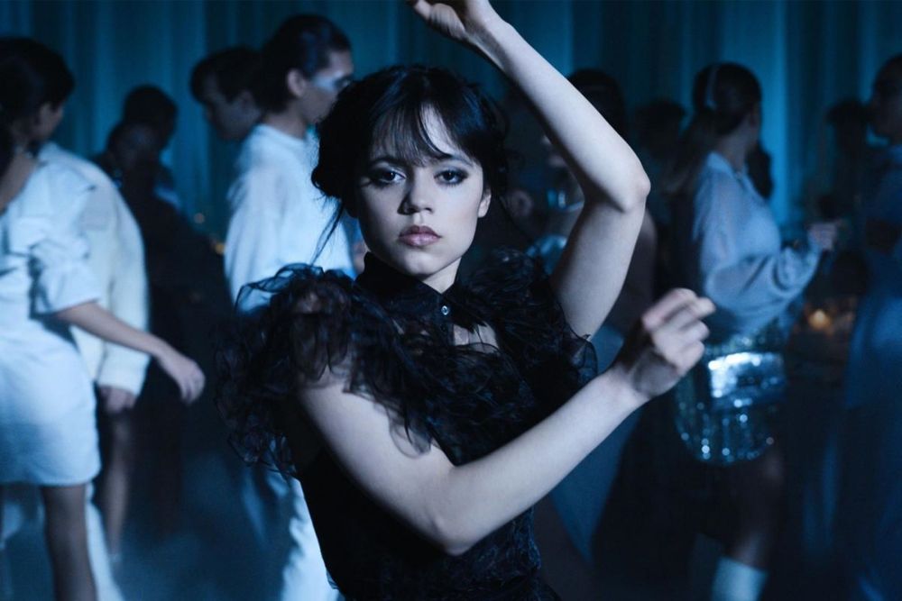Netflix《星期三》第2季在愛爾蘭正式開拍！新舊演員陣容卡司公布，人氣角色「小手」開專屬抖音頻道！-2