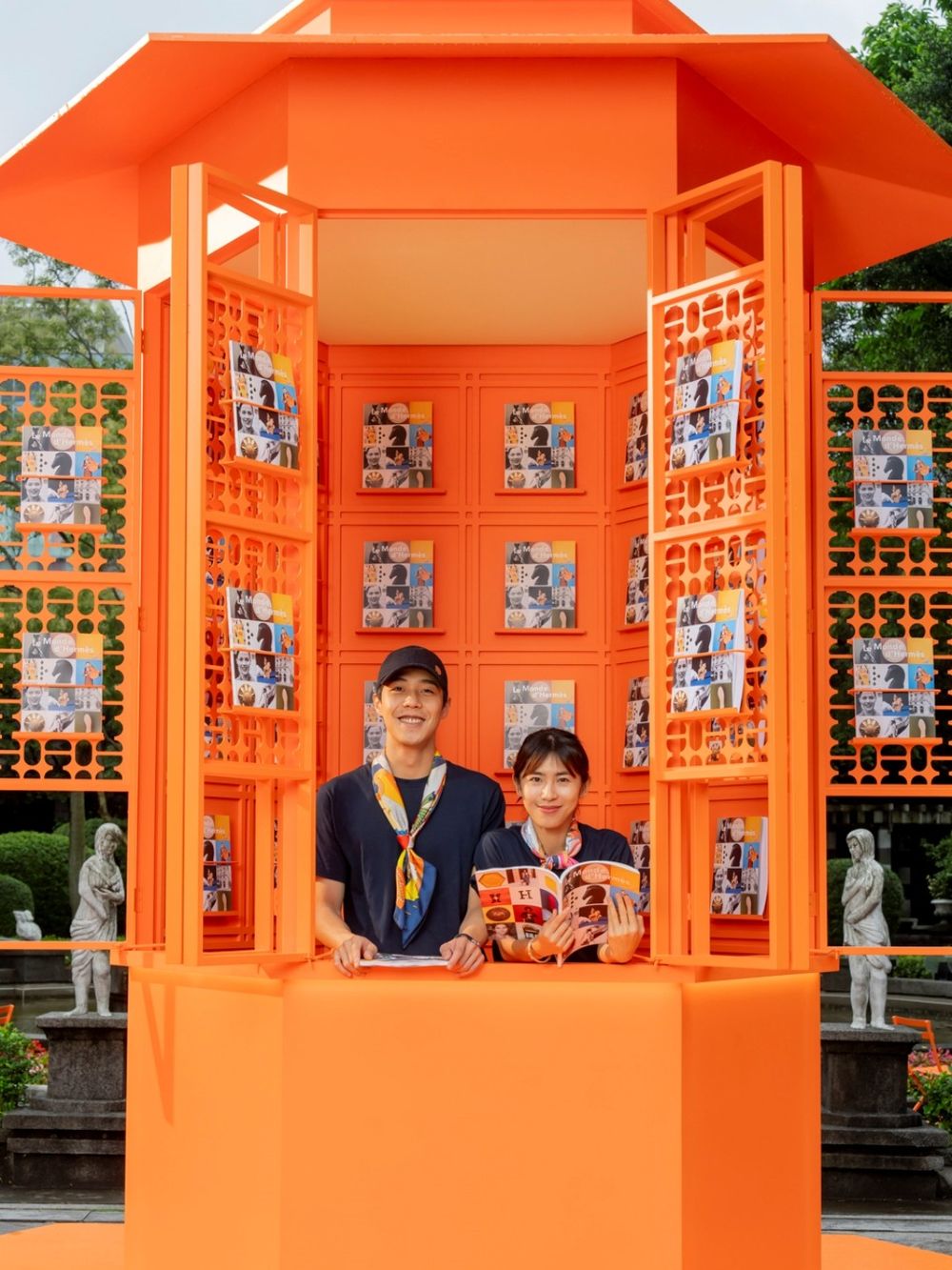 跟Hermès最近的距離！愛馬仕書報亭台北高雄都有！客製花束、雜誌免費帶走，快衝打卡！-4