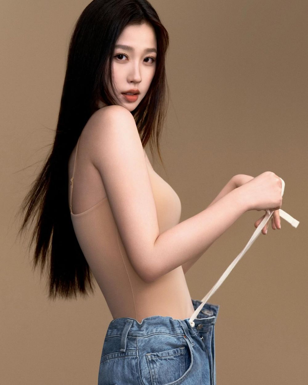 從小美到大頂流陸劇女星盤點！趙露思、白鹿典型母胎美人相，「這位」基因裡就是仙女！-13