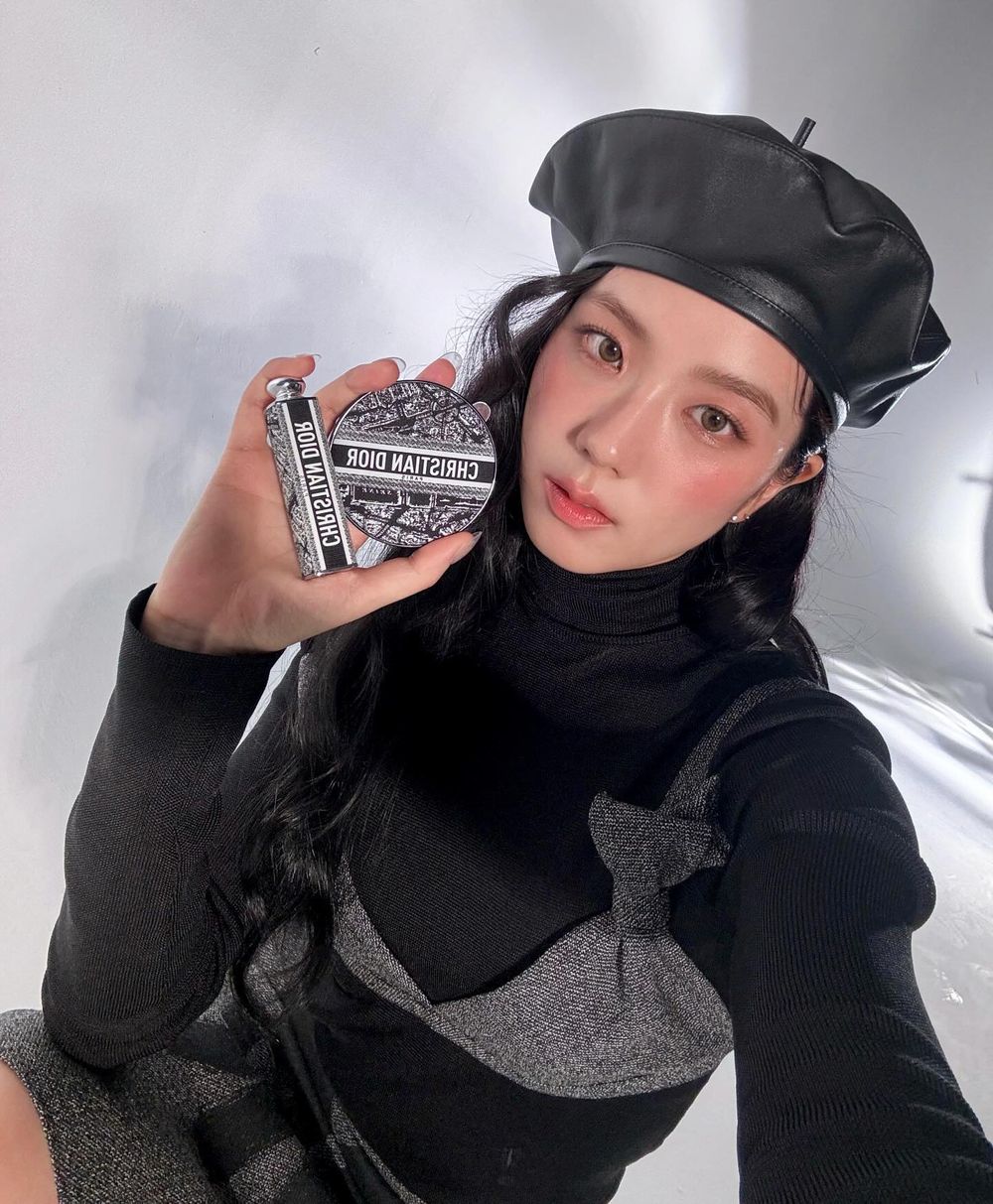 2024奧運概念彩妝推薦！迪奧巴黎限定秋彩美翻天，口紅上居然有地圖浮雕？！-10