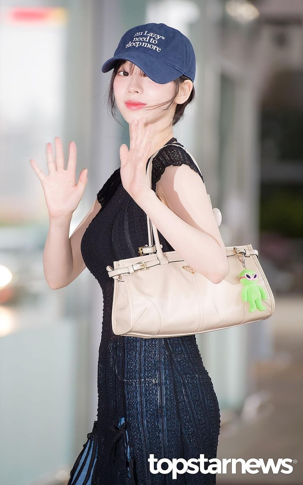 2024 Lyst品牌排行TOP10大風吹！Miu Miu跌落神壇、這品牌竟衝到第一名？！-23