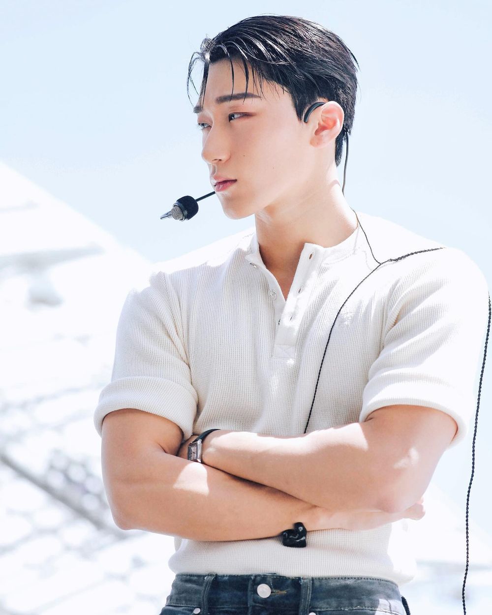 韓網公認7位身材進化最成功的男偶像！圓佑紙片人變野獸，車銀優濕身爆肌太性感，柾國冰塊腹肌引全網暴動-6