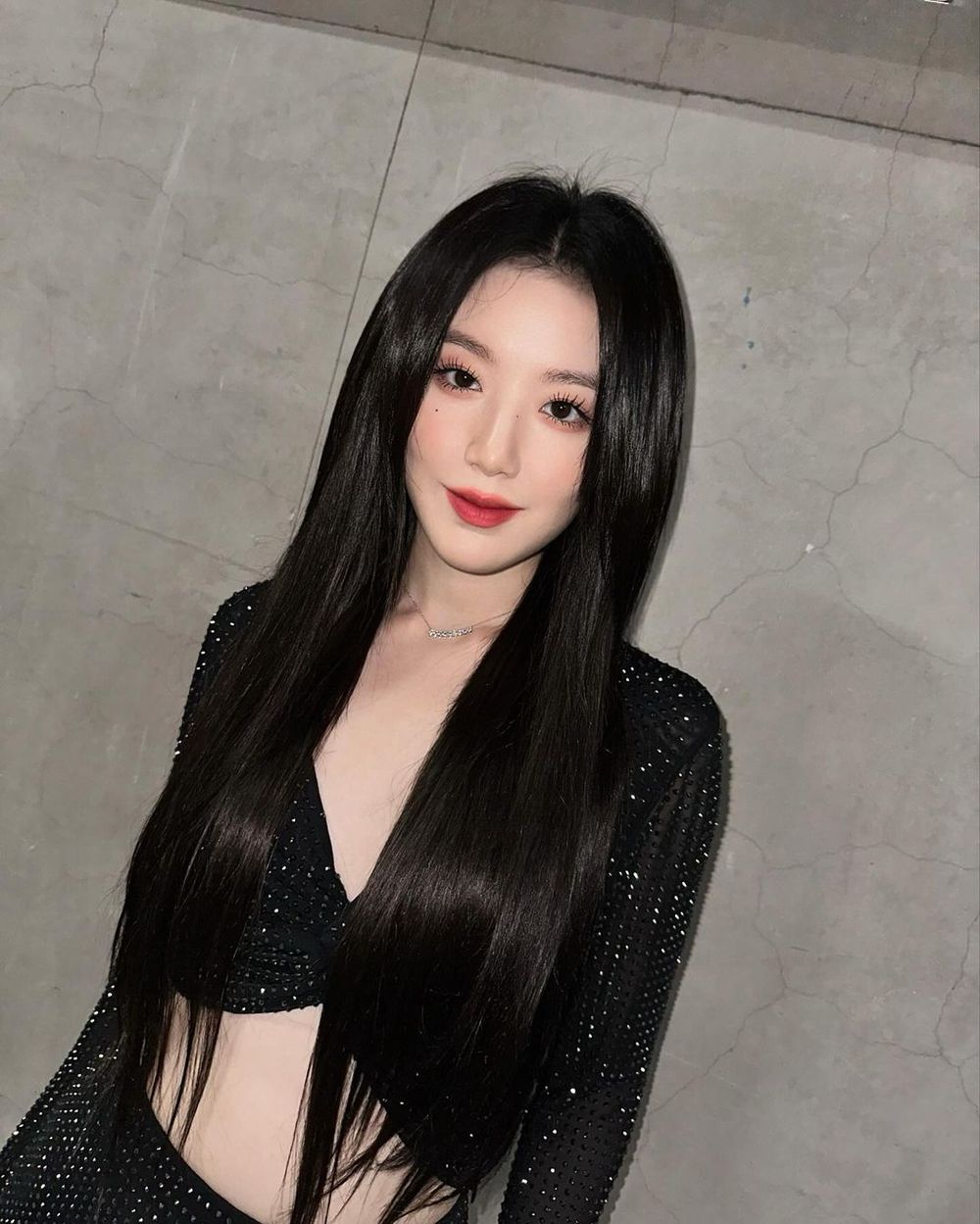 韓團6位「黃金忙內」女愛豆！子瑜solo熬出頭、舒華一口氣接3個代言！妹妹時代來臨！-7