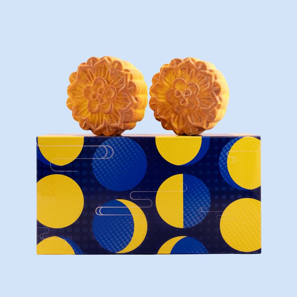 不一樣的中秋月餅選擇！LUSH 零卡純素「月餅汽泡彈」，椰棗布丁風味、飄散著暖暖甜香味！-2