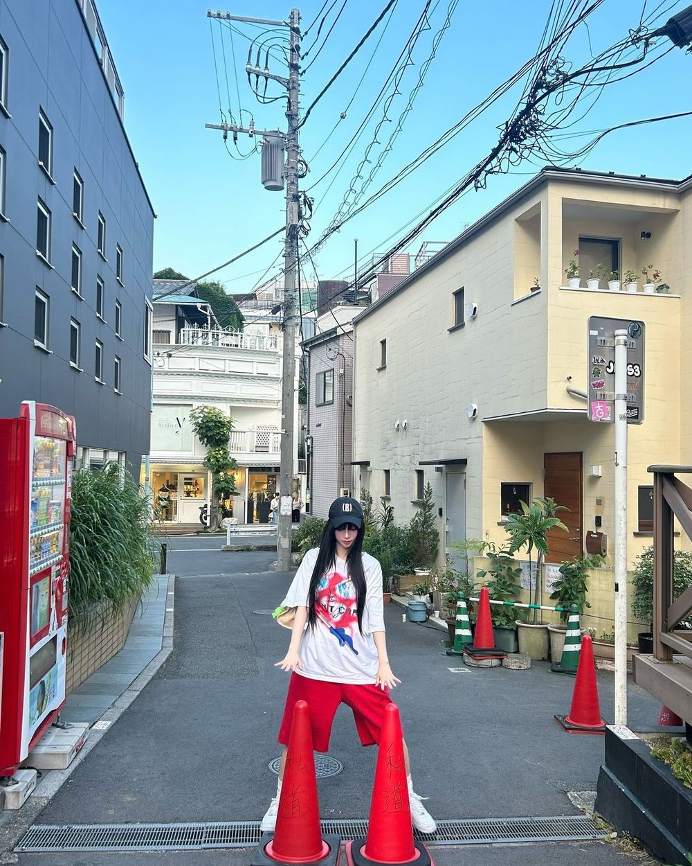 遠超過張員瑛！Karina追蹤IG破兩千萬！人間AI逆天好身材、粉絲超死忠原因曝光！-9