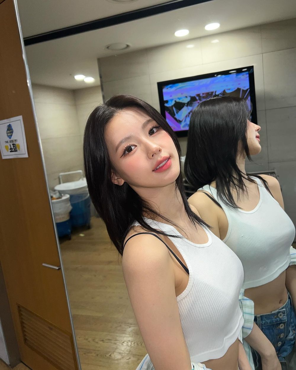 韓網熱議7位「小鹿相」女偶像！Leeseo、薇娟清純美貌太動人，Sullyoon成四代女團顏值TOP！-9