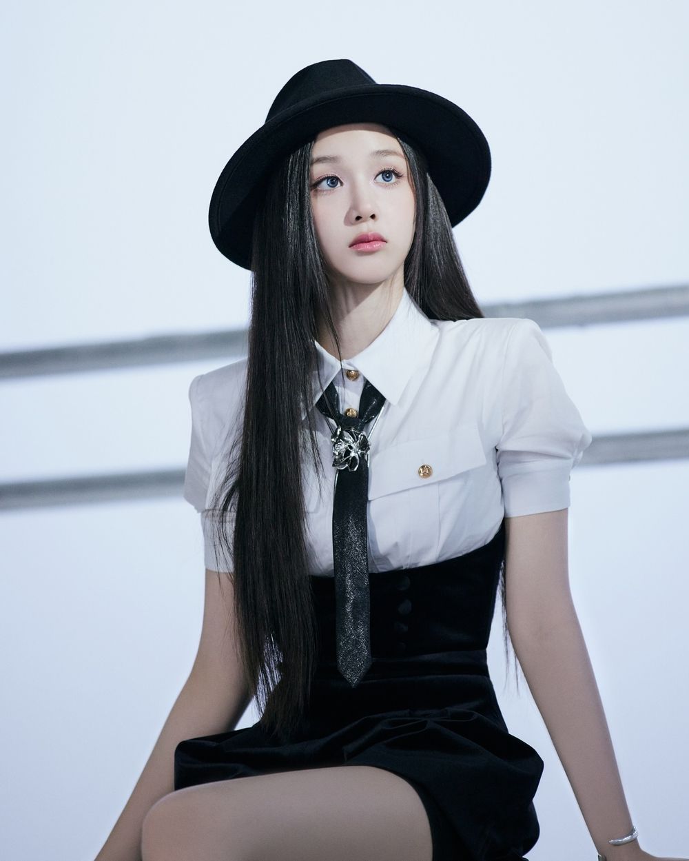 韓網熱議7位「小鹿相」女偶像！Leeseo、薇娟清純美貌太動人，Sullyoon成四代女團顏值TOP！-11