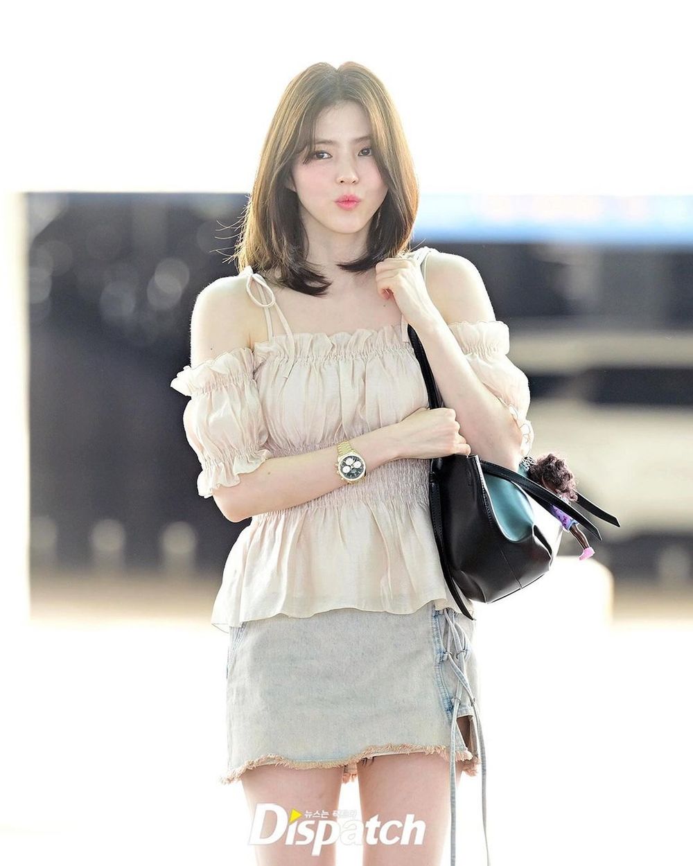 韓韶禧剪短髮好美！手戴百萬名錶、肩背小CK包，出差巴黎參加奧運品牌活動？！-6