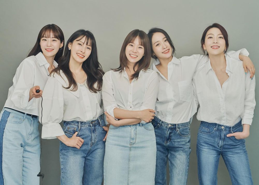 網熱議7組被誤以為解散的女團！少女時代合體慶祝17週年，EXID校慶表演台下嗨爆，最後一團是大家的意難平！-9