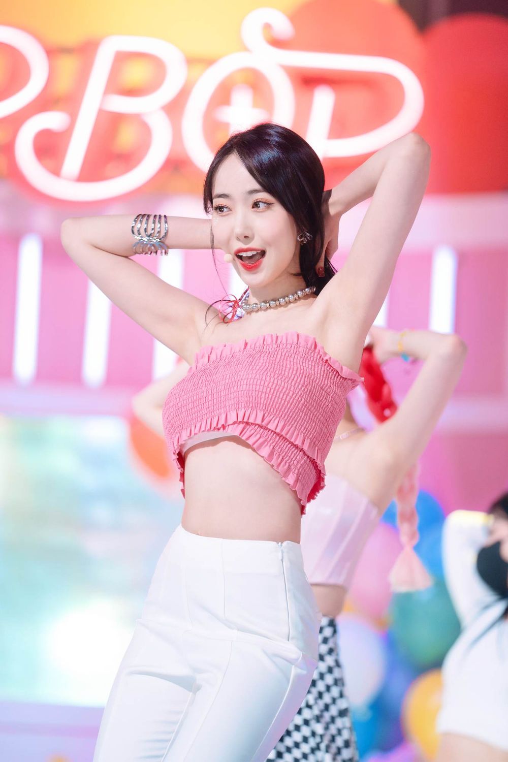 韓網票選最強「表情匠人」女偶像TOP7！Momo、Karina舞台表現太搶眼，張員瑛果然是天生偶像！-5