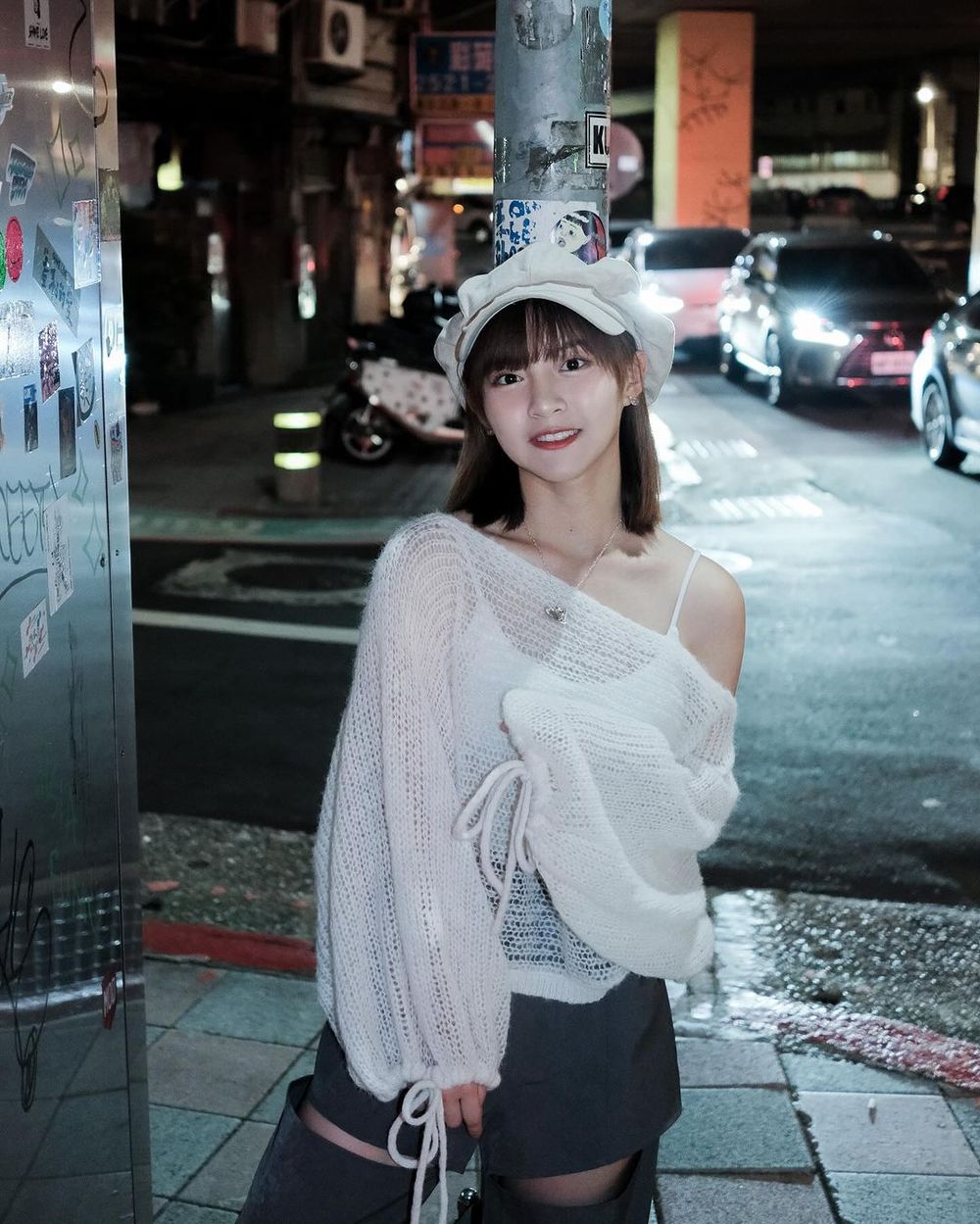 王齊麟女友陳詩媛好可愛！是樂天啦啦隊、還是女團出身？！被強制接機超甜互動曝光！-1