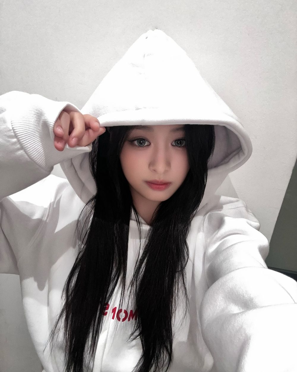 韓網熱議人氣很高的「現役高中生」偶像！Leeseo、韓維辰是同校同學，這位女愛豆出道前就是風雲人物！-11