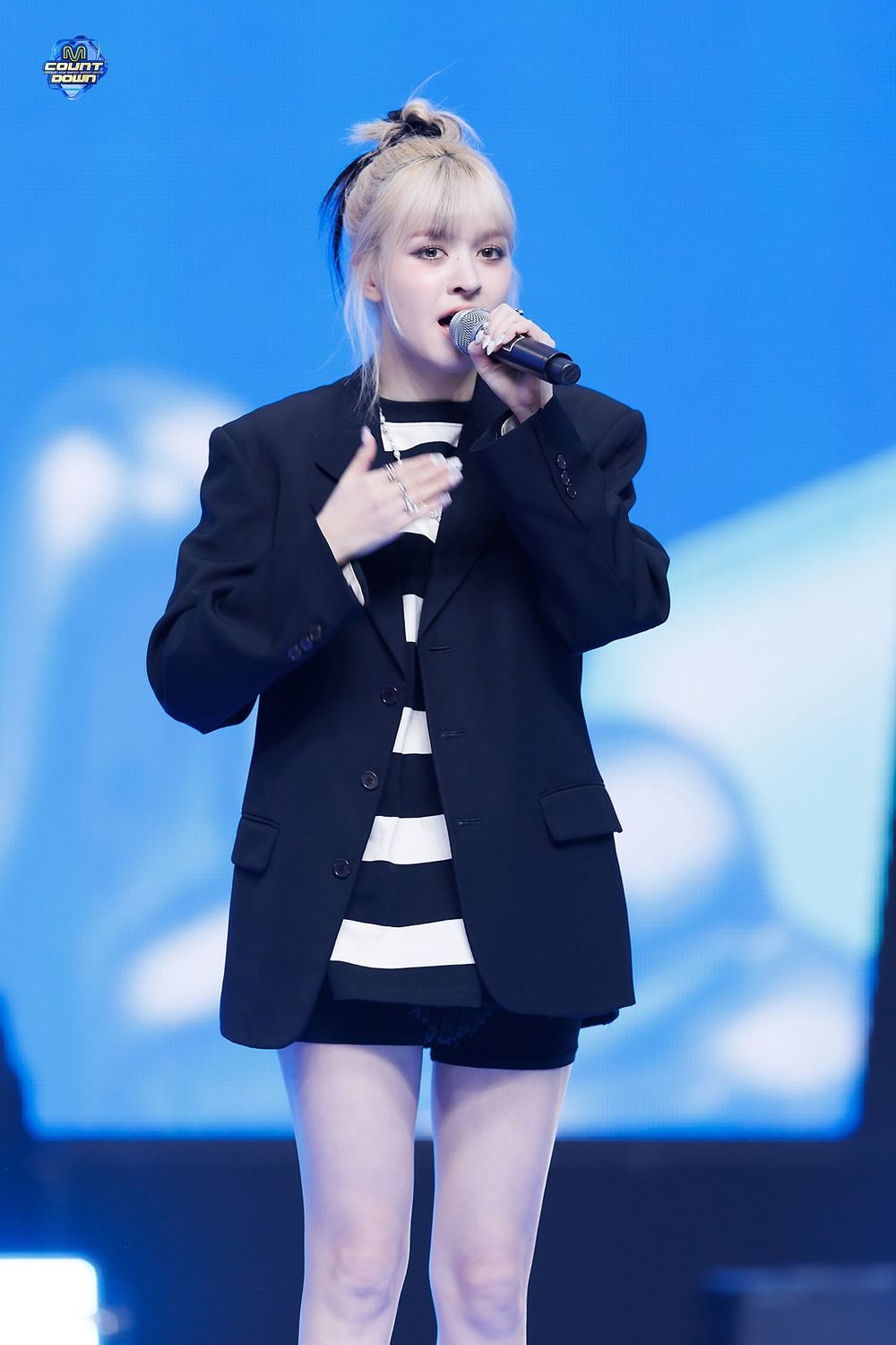 韓網熱議6位很會飆高音的四代女偶像！Winter、Liz實力超級穩，全網公認「她」是最強主唱！-9