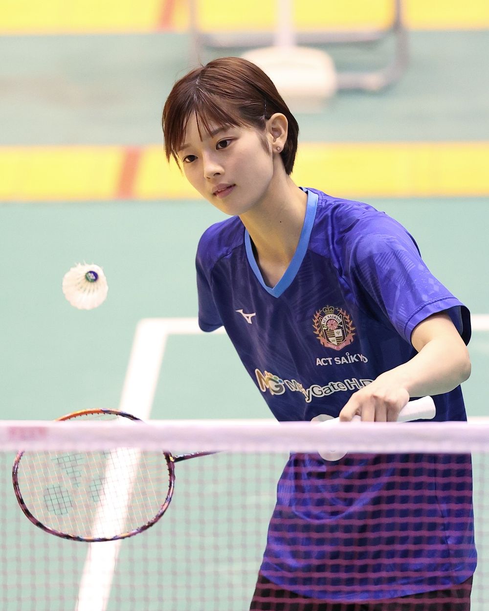 日本羽球選手激似New Jeans Hanni爆紅！憑清純臉蛋被封巴黎奧運萌系美少女！-5