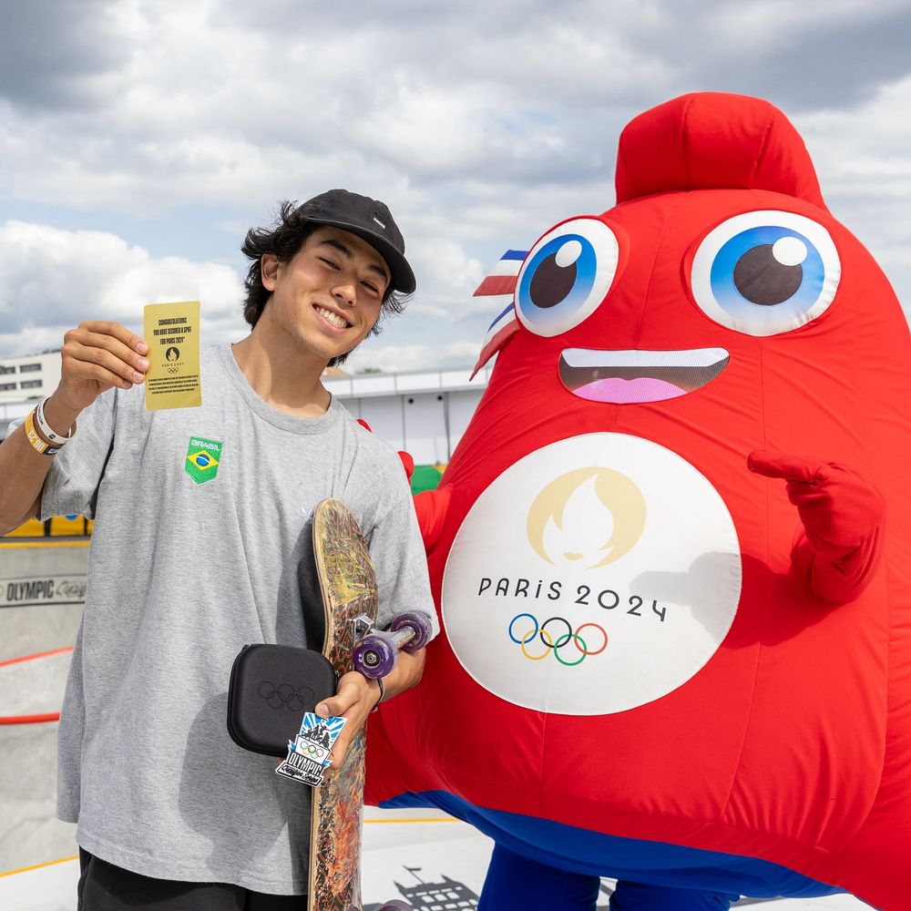 日系偶像選手爆紅！23歲巴西滑板手Augusto Akio巴黎奧運勇奪銅牌，領獎笑容融化一票日本少女心！-3