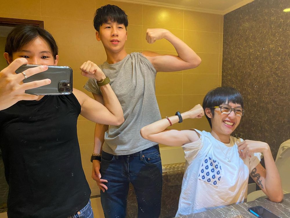 女生帥起來真的沒男生的事？戴資穎挖出與林郁婷「超狂腹肌照」小戴：不愧是靠手吃飯的！-1