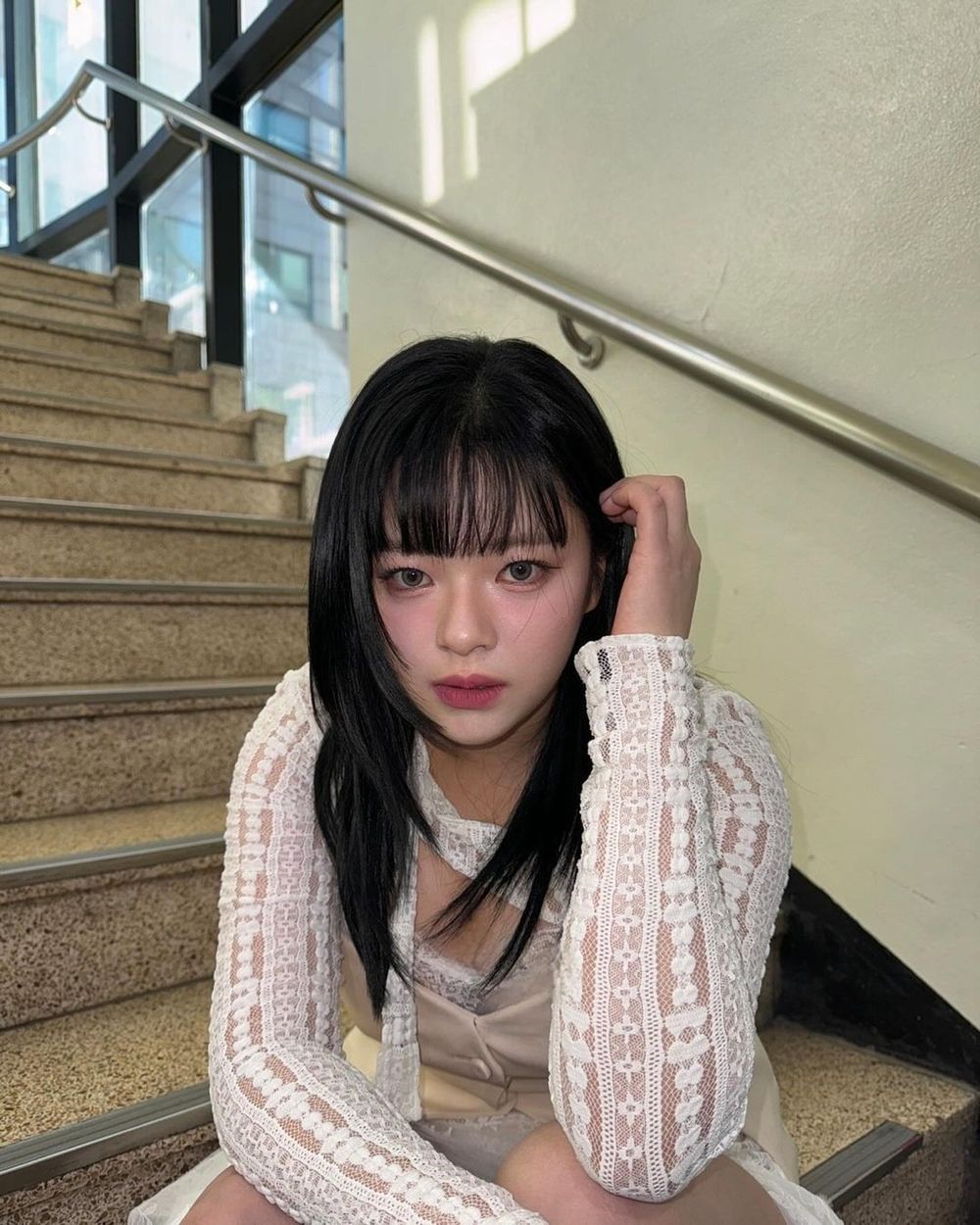 韓國6對「高顏值姊妹花」盤點！Jisoo親姐美貌有得拚、Rosé姊姊竟是美女律師！？-16