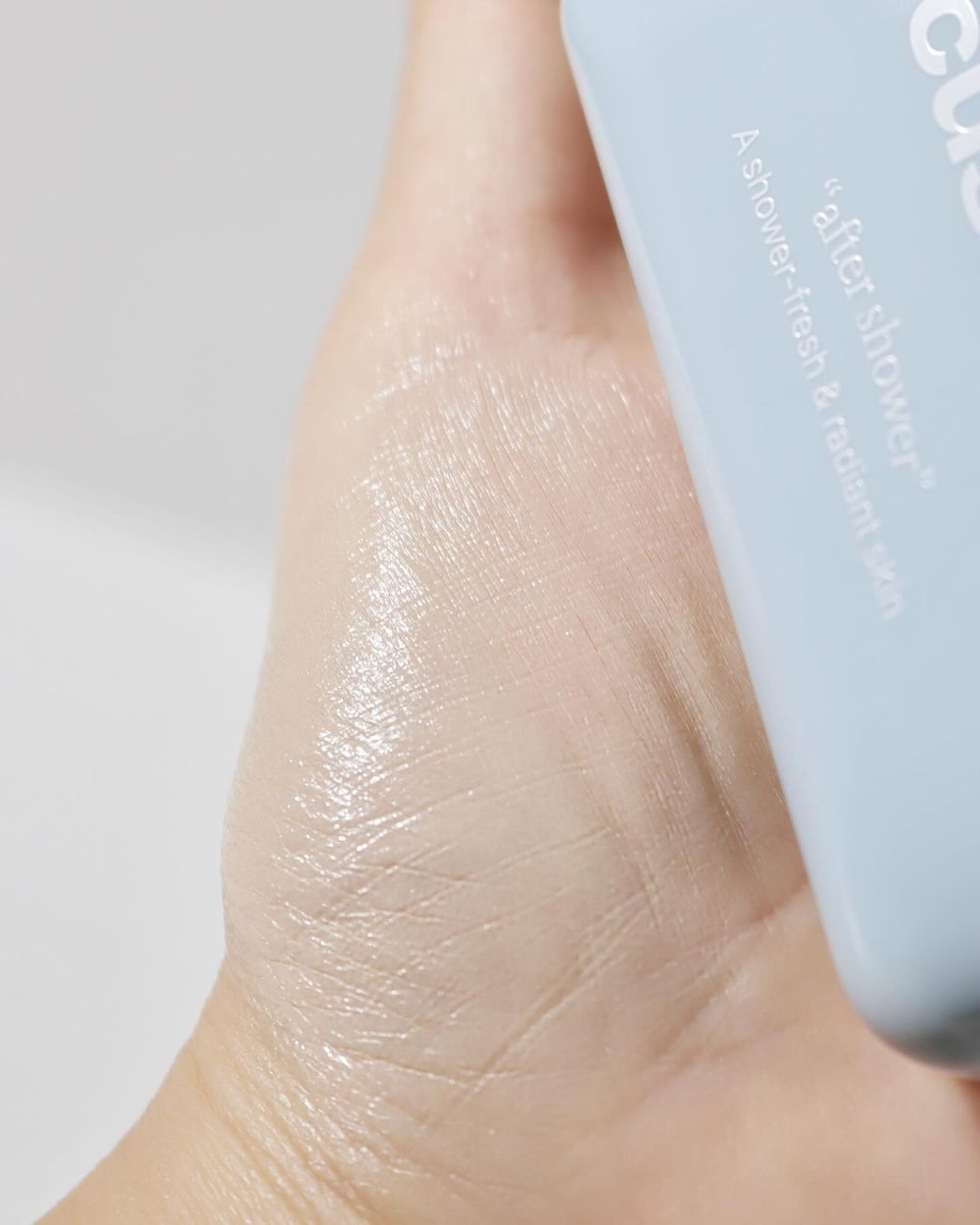 未上市預購已爆單！韓國小眾彩妝新推出「肥皂氣墊粉餅」把潔淨清爽拍在臉上，肌膚亮成日光燈！-8