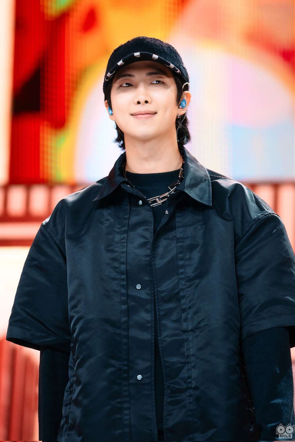 韓網熱議7位「酒窩男神」偶像！秀彬、I.N笑容太迷人，S.COUPS深邃酒窩讓人想戳！-13