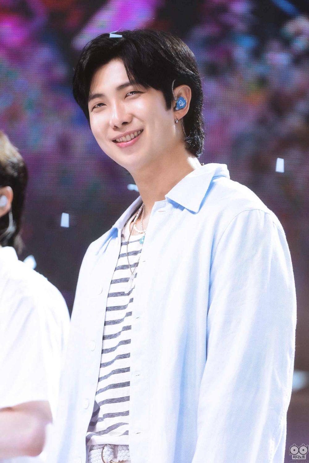 韓網熱議7位「酒窩男神」偶像！秀彬、I.N笑容太迷人，S.COUPS深邃酒窩讓人想戳！-12