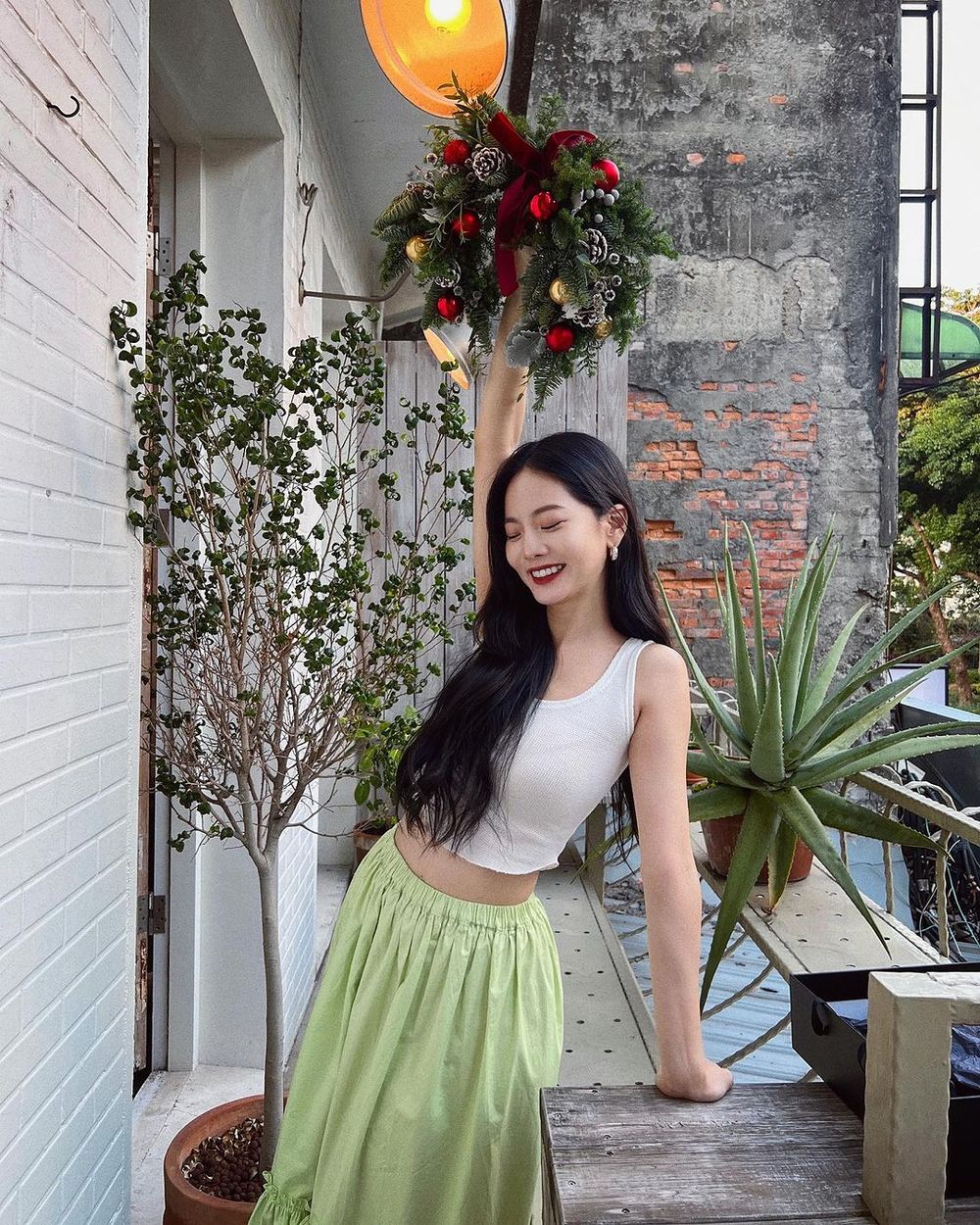 曾之喬懷孕了！曬寶寶照宣布好消息！私服「好命女人穿搭」太好看，根本最會穿孕媽咪！-2