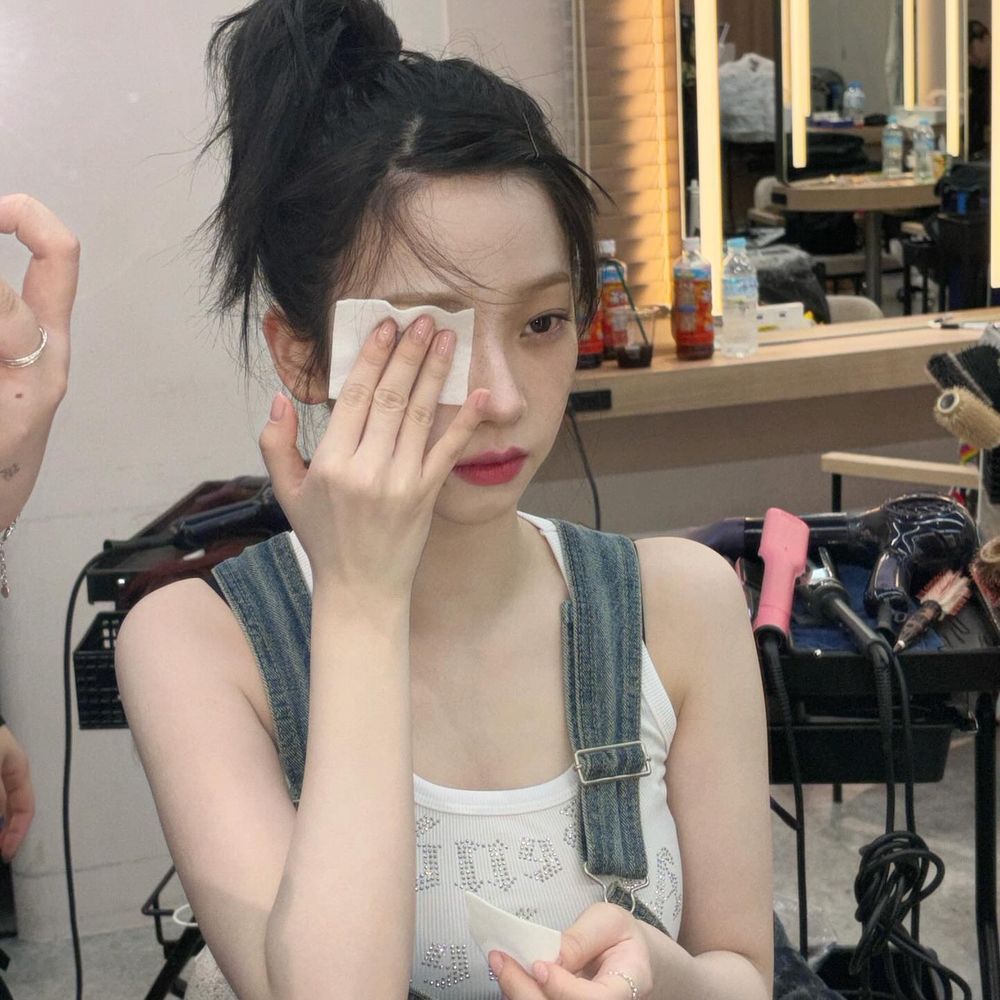 長痘痘可以化妝嗎？掌握5個「彩妝選用法」＋輕薄上妝技巧，痘肌也能秒變粉嫩仙女肌！-11