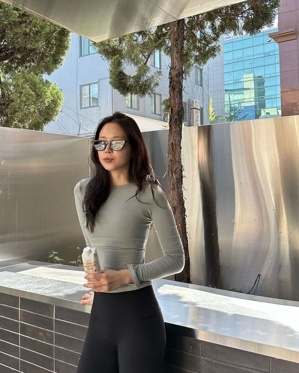 Netflix大黑馬韓劇《浪漫這一家》劇情亮點！珉豪演富二代保全、娜恩19吋螞蟻腰不科學！-10