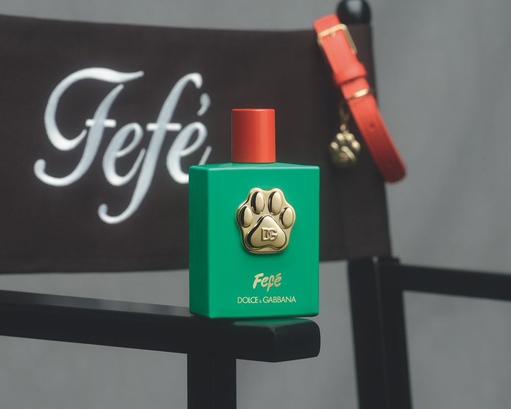 全亞洲首發、台灣第一支狗狗香水！D&G狗界時尚精品香氛噴霧，為毛小孩穿上「奶香調」時尚配件！ -4