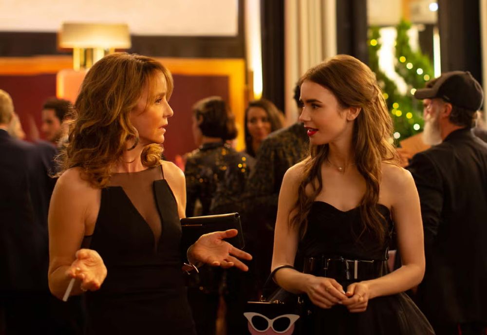 Netflix《艾蜜莉在巴黎4》女上司Sylvie竟61歲了？！微辣鬆弛感才是真法國女人！-2